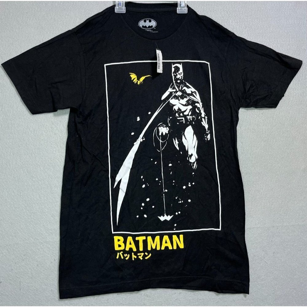 Batman Fans Shirt Adult Tee Black T-Shirt Sleeve Tee Medium Cotton, Great Gift